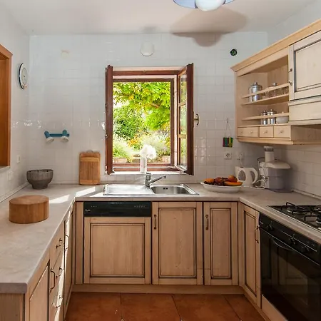 Σπίτι διακοπών Family House Lana *
