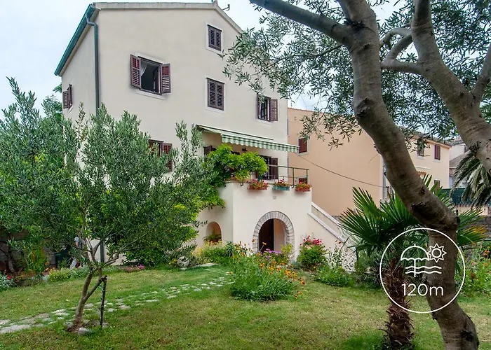 度假居 Family House Lana