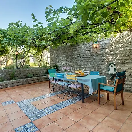 Family House Lana Osor